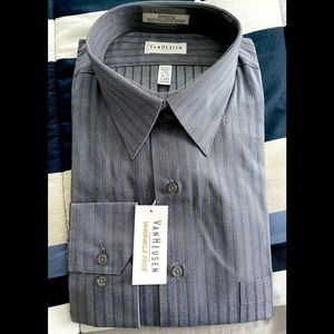 NWT Men’s Van Heusen Long Sleeve Dress Shirt Size 17 1/2” 36/37 (XL)